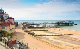 Stunning 4 Bed With Hot Tub - Walking Distance To Cromer Beach And Town